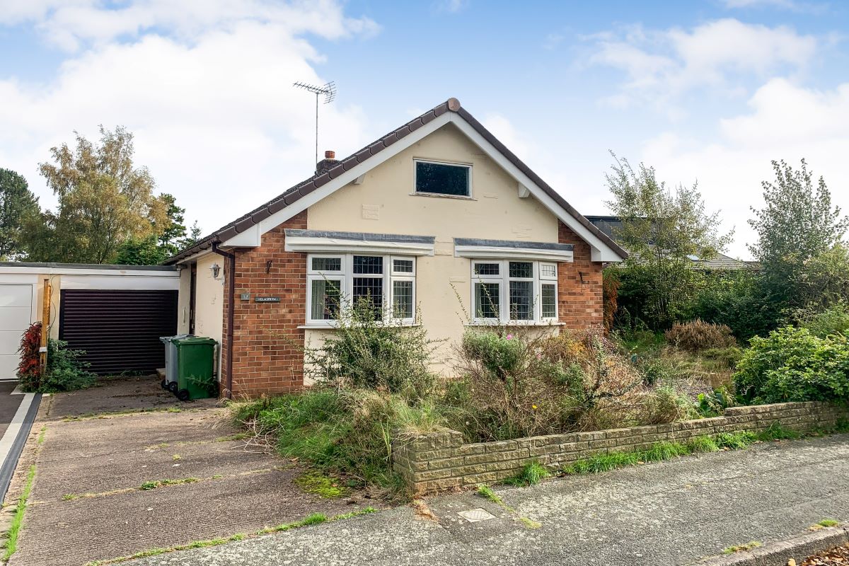 Cresta, Forest Avenue, Goostrey, Crewe, Cheshire, CW4 8LU