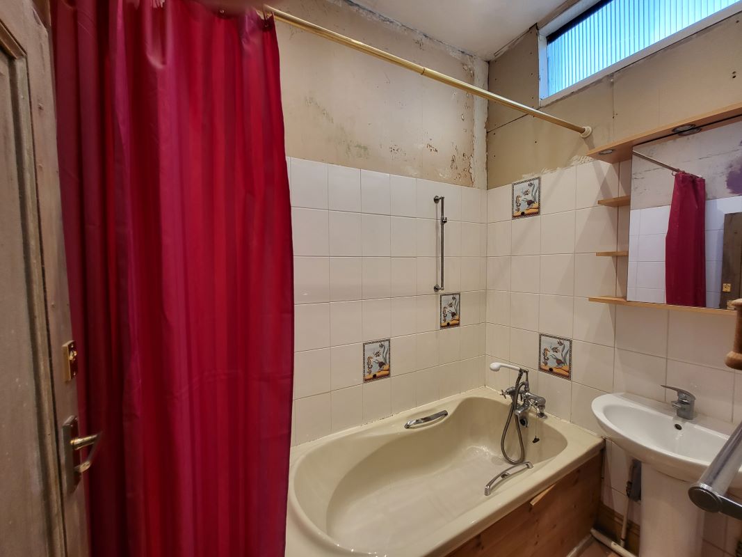 79 Torquay Road, Paignton, Torbay, TQ3 2SE