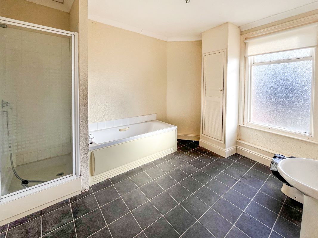 First Floor Flat, 35 Derwent Street, Chopwell, Newcastle upon Tyne, Tyne and Wear, NE17 7HZ