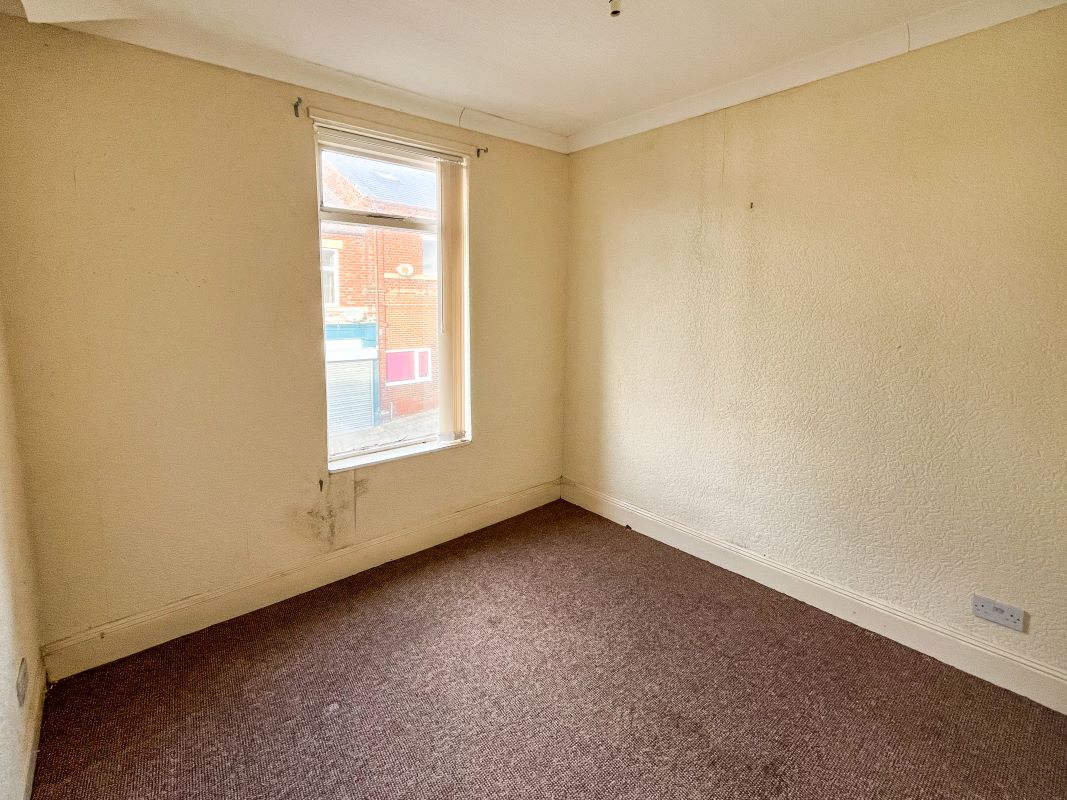 First Floor Flat, 35 Derwent Street, Chopwell, Newcastle upon Tyne, Tyne and Wear, NE17 7HZ