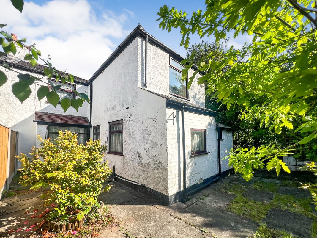 4 Golborne Dale Road, Newton-le-Willows, Merseyside, WA12 0JD