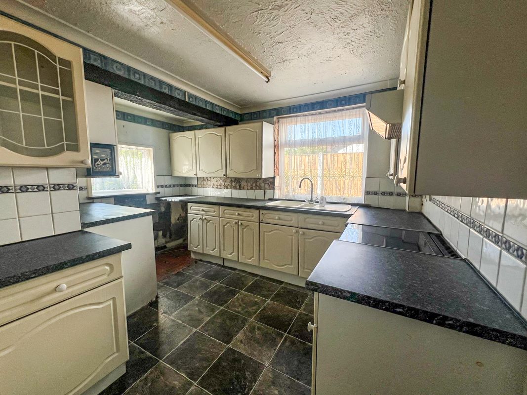 4 Golborne Dale Road, Newton-le-Willows, Merseyside, WA12 0JD