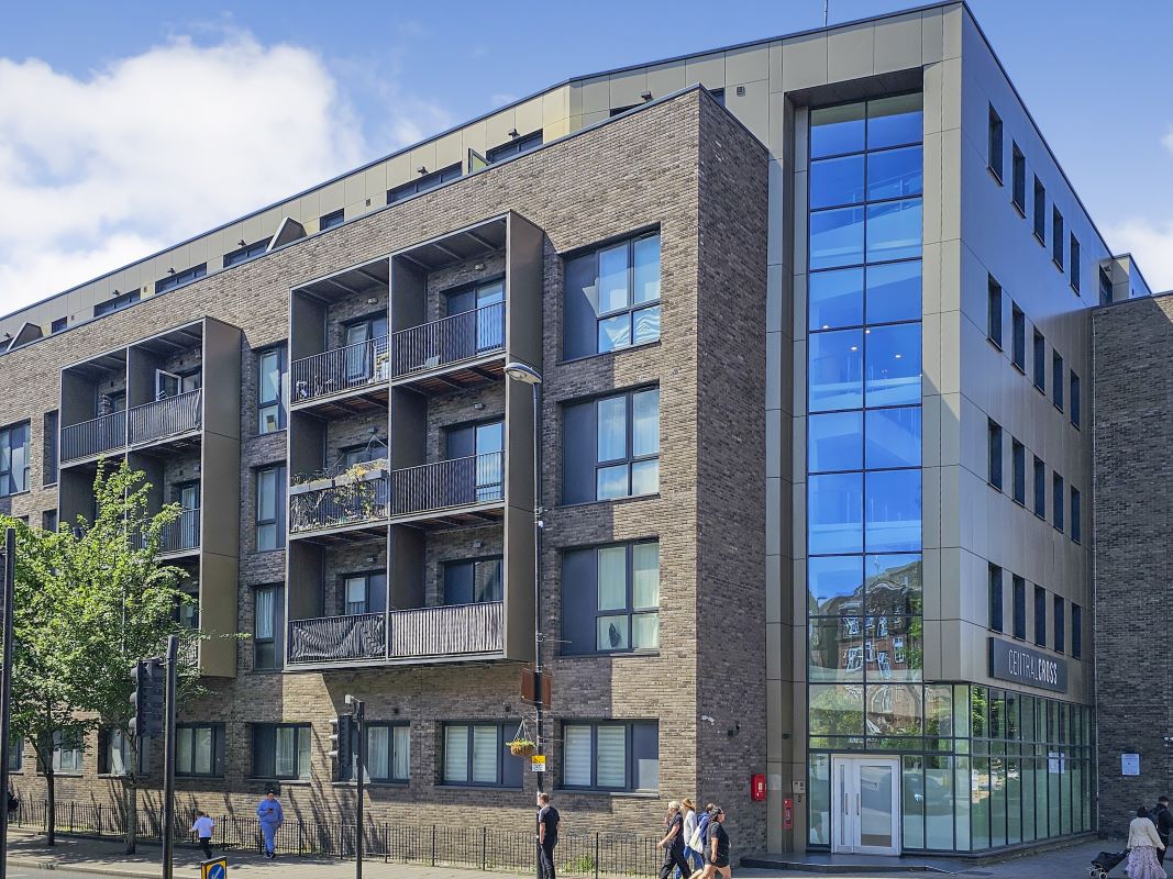 Flat 29 Central Cross Apartments, 2 South End, Croydon, Surrey, CR0 1GU