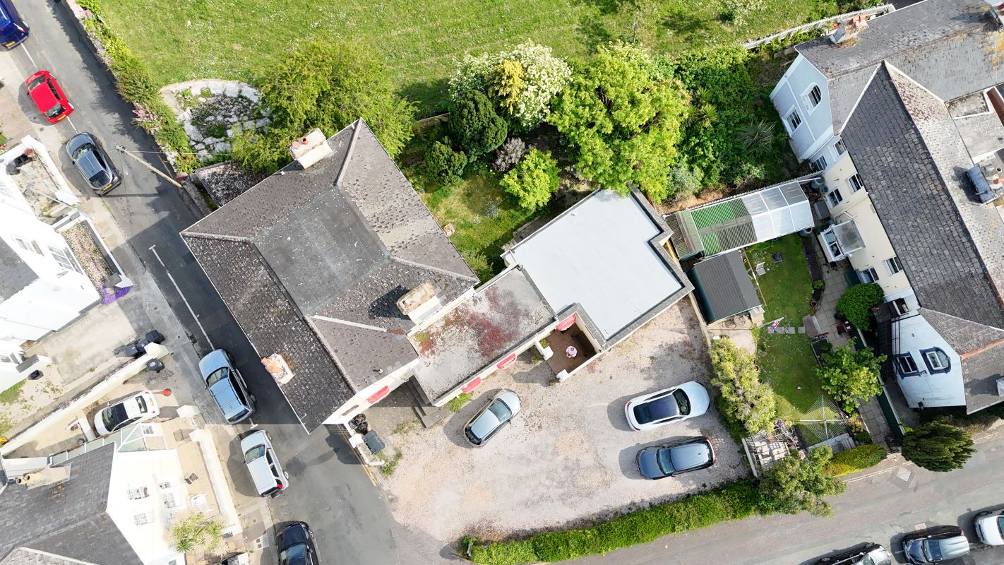 Ashurst Lodge Hotel, 2-4 St Efrides Road, Torquay, Torbay, TQ2 5SG