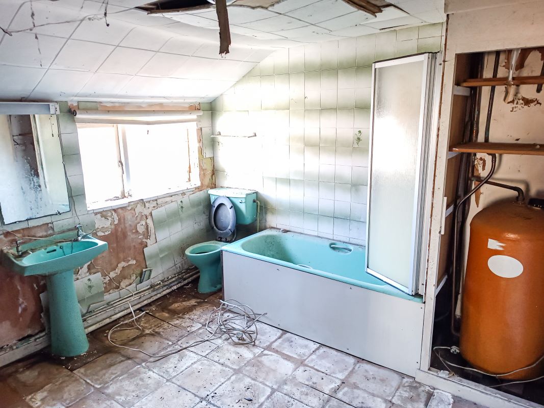 17 Davis Street, Aberdare, Mid Glamorgan, CF44 6UR