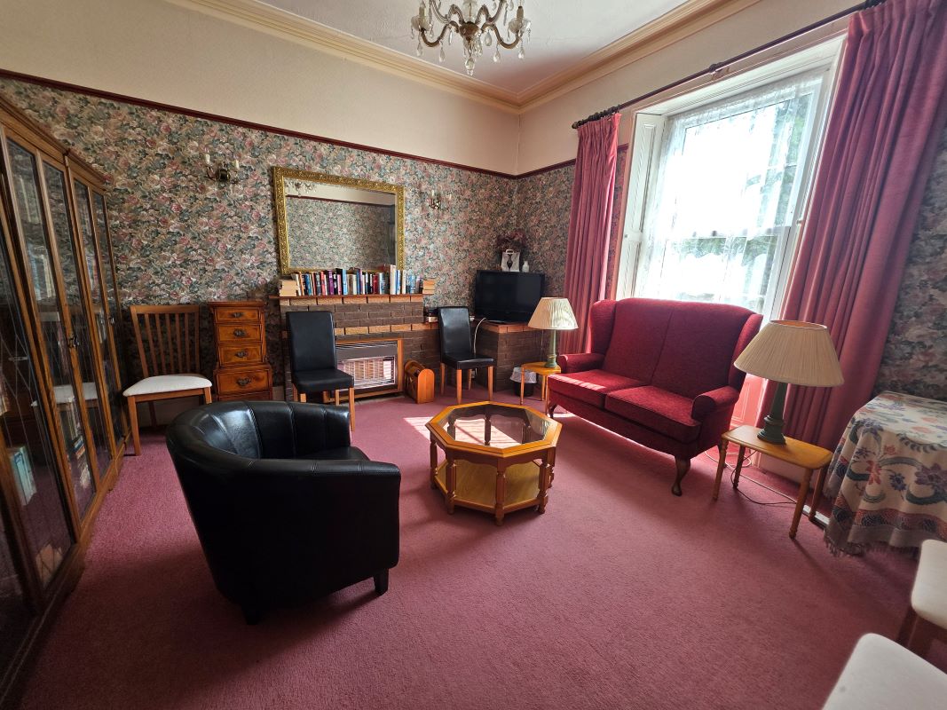 Ashurst Lodge Hotel, 2-4 St Efrides Road, Torquay, Torbay, TQ2 5SG