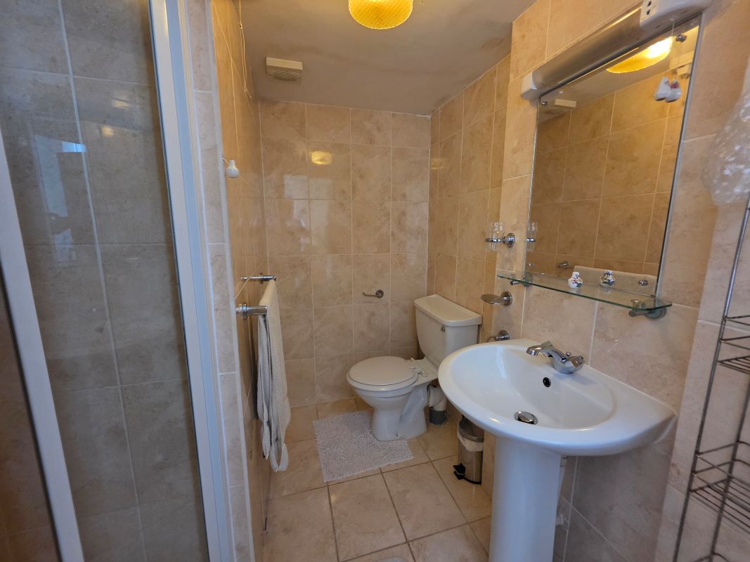 Ashurst Lodge Hotel, 2-4 St Efrides Road, Torquay, Torbay, TQ2 5SG