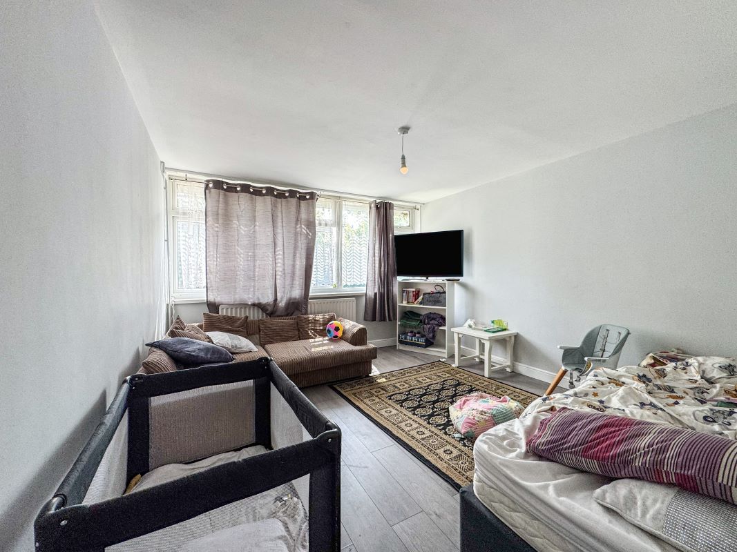 77 Talbot Walk, Church Road, Neasden, London, NW10 9HU