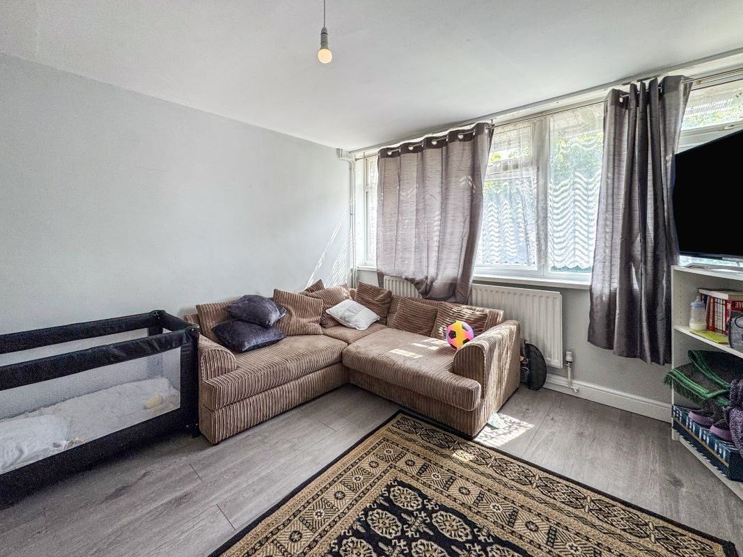 77 Talbot Walk, Church Road, Neasden, London, NW10 9HU