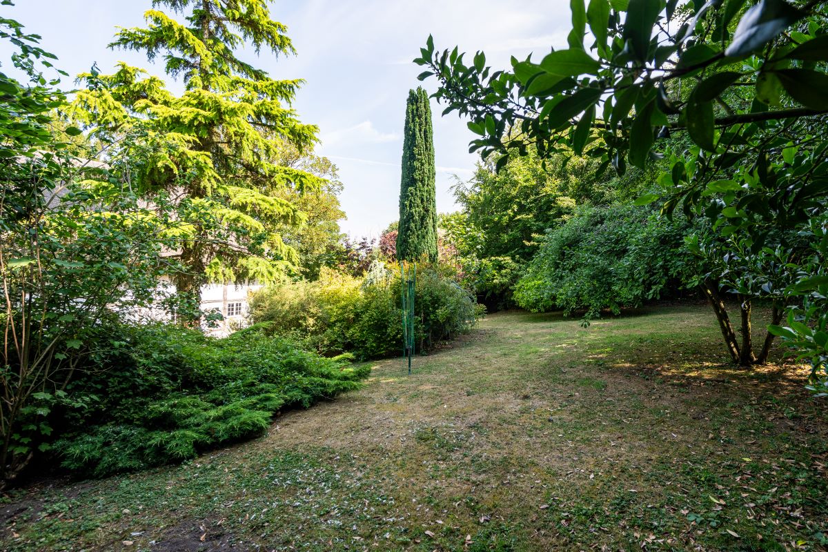 Sharps House, Hearts Delight, Borden, Sittingbourne, Kent, ME9 8HZ