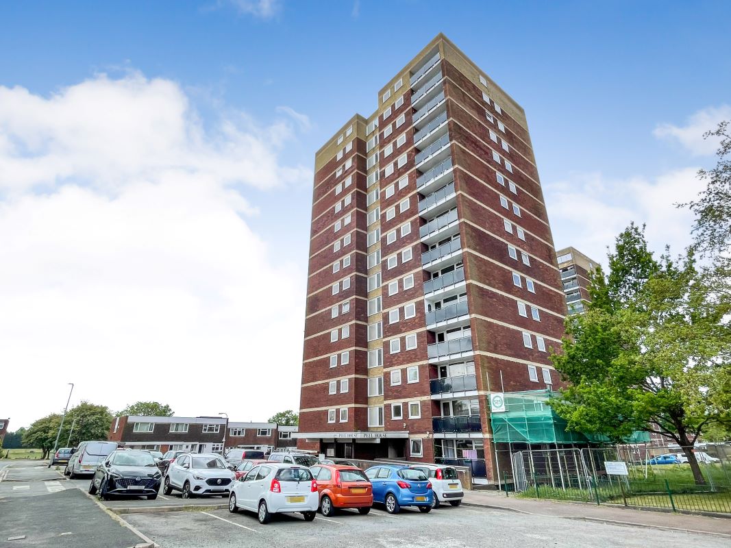 Flat 44 Peel House, Balfour, Tamworth, Staffordshire, B79 7BQ