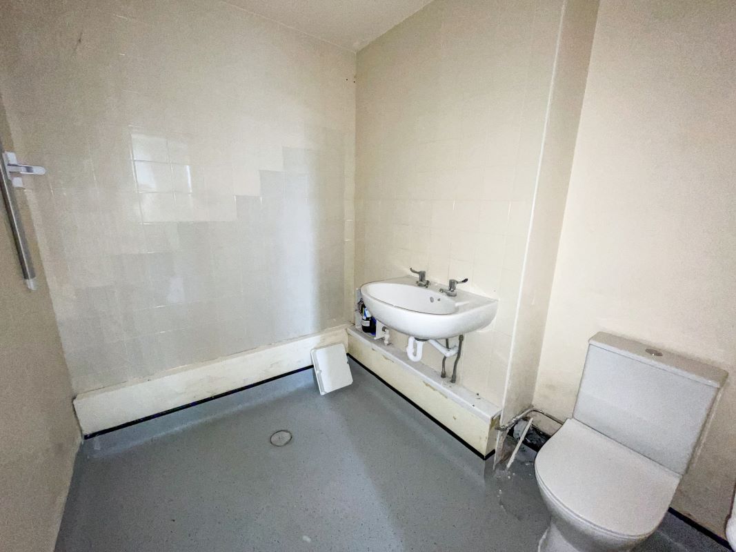 Flat 44 Peel House, Balfour, Tamworth, Staffordshire, B79 7BQ