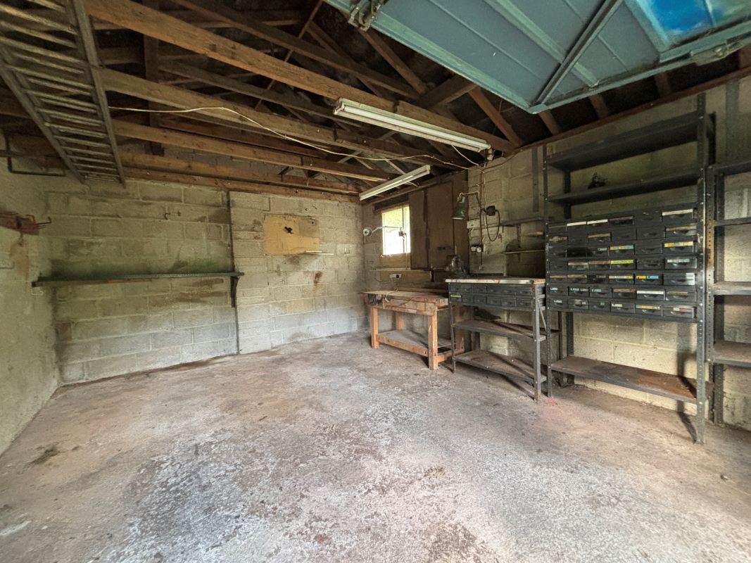 Dell Cottage, Brixham Road, Paignton, Devon, TQ4 7BH