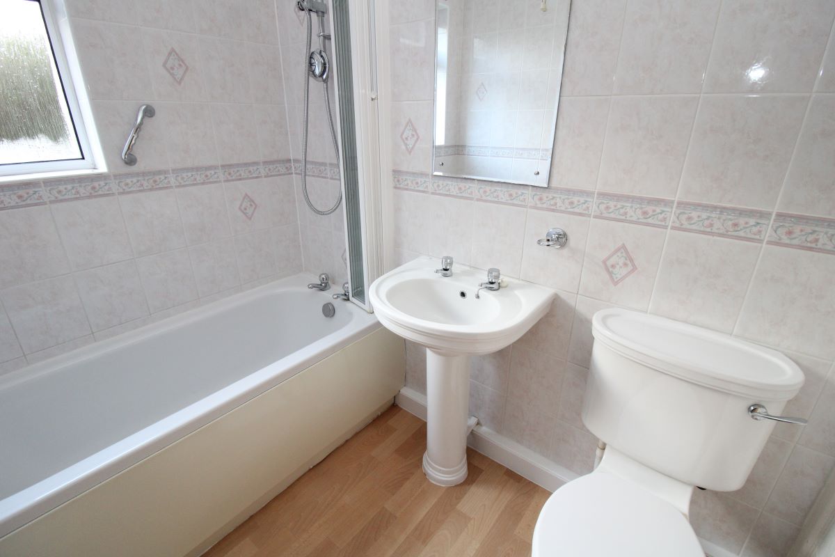 Dell Cottage, Brixham Road, Paignton, Devon, TQ4 7BH