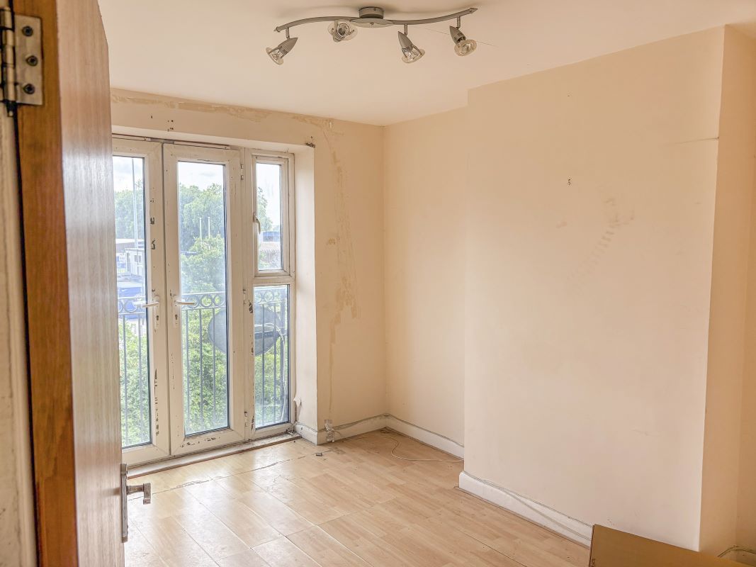 6 Boundary Close, Kingston upon Thames, Surrey, KT1 3PE