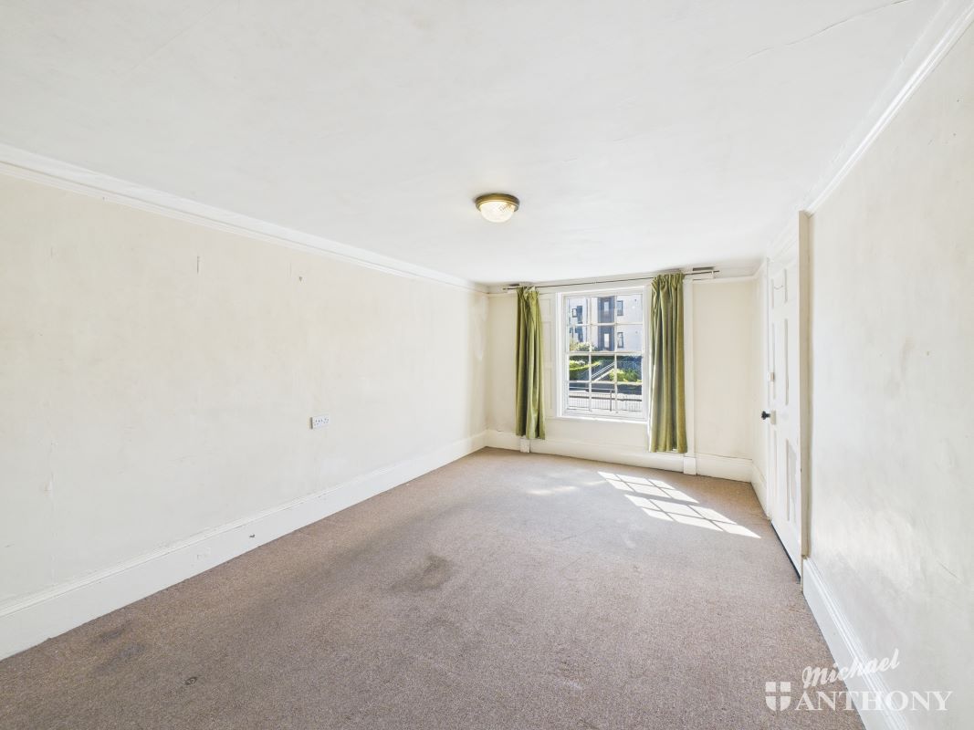 Walton Terrace, 7 Walton Street, Aylesbury, Buckinghamshire, HP21 7QY