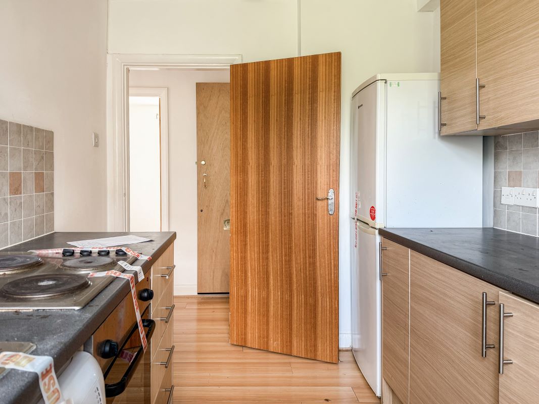 5 Boundary Close, Kingston upon Thames, Surrey, KT1 3PE