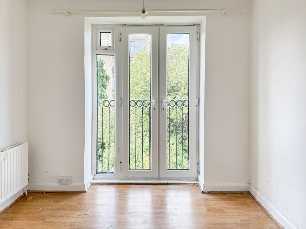 5 Boundary Close, Kingston upon Thames, Surrey, KT1 3PE