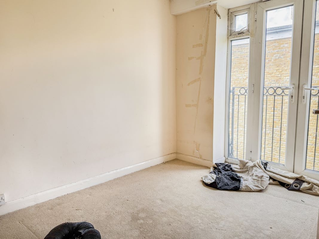 6 Boundary Close, Kingston upon Thames, Surrey, KT1 3PE