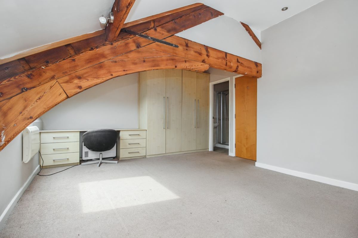 8 Browning Heights, Browning Avenue, Halifax, West Yorkshire, HX3 9BB