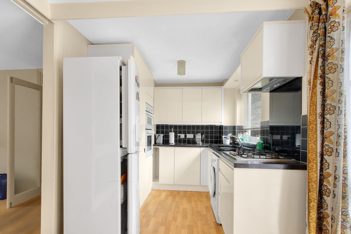 36 Broadlands Court, Wokingham Road, Bracknell, Berkshire, RG42 1PJ