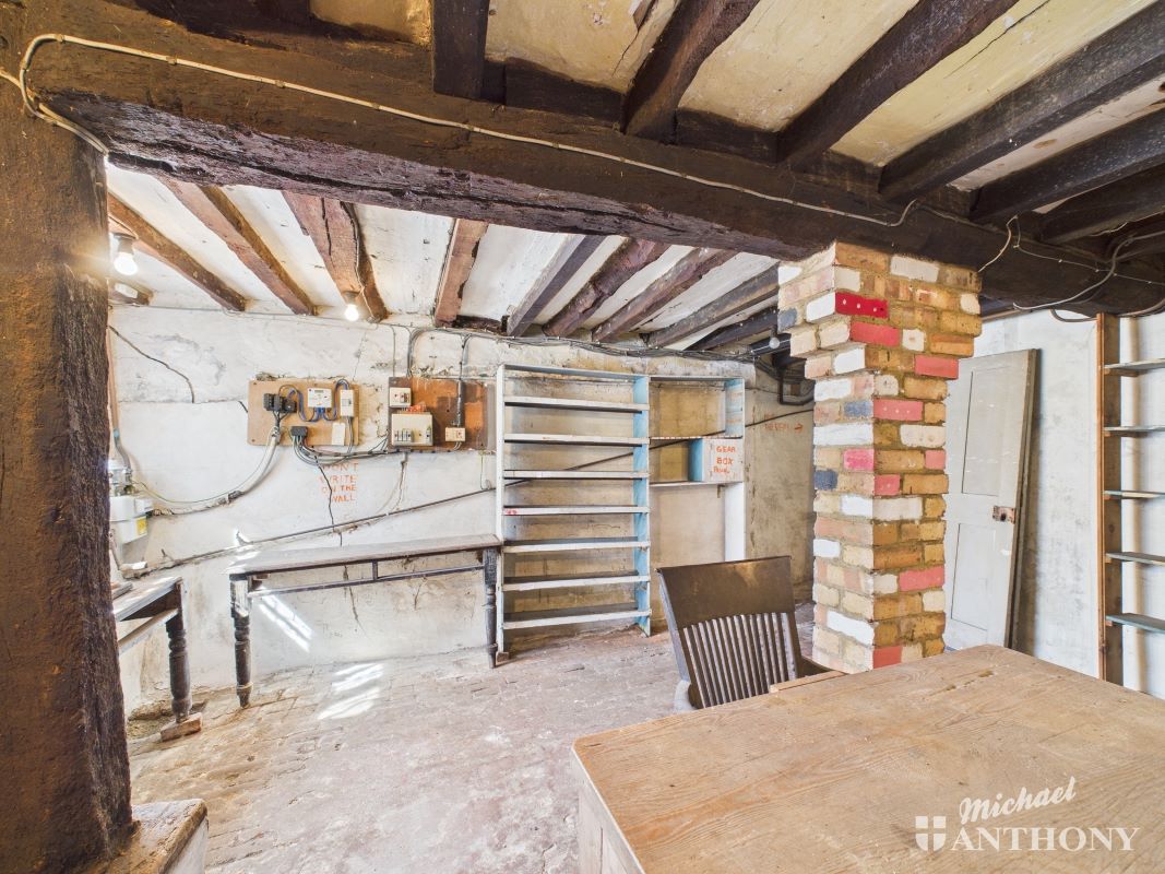 Walton Terrace, 7 Walton Street, Aylesbury, Buckinghamshire, HP21 7QY