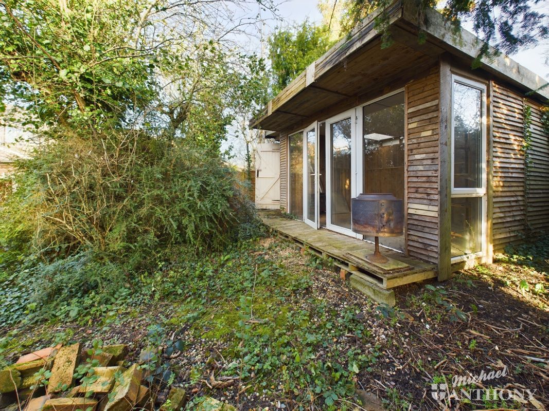 47 King Edward Avenue, Aylesbury, Buckinghamshire, HP21 7JE