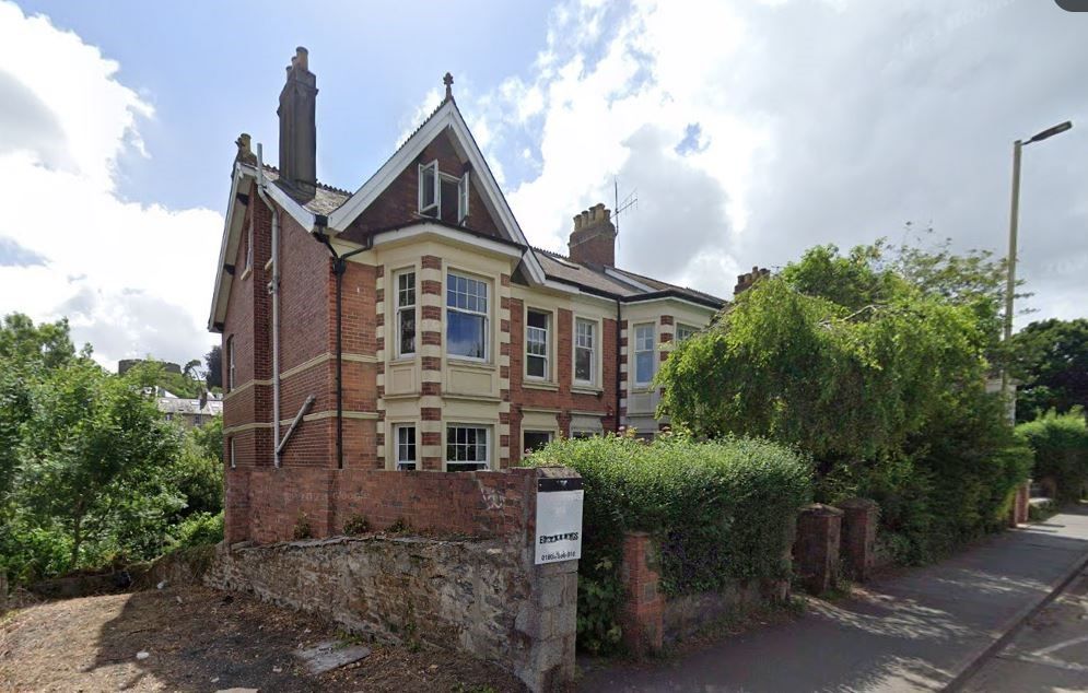 1 Queens Terrace, Totnes, Devon, TQ9 5JQ