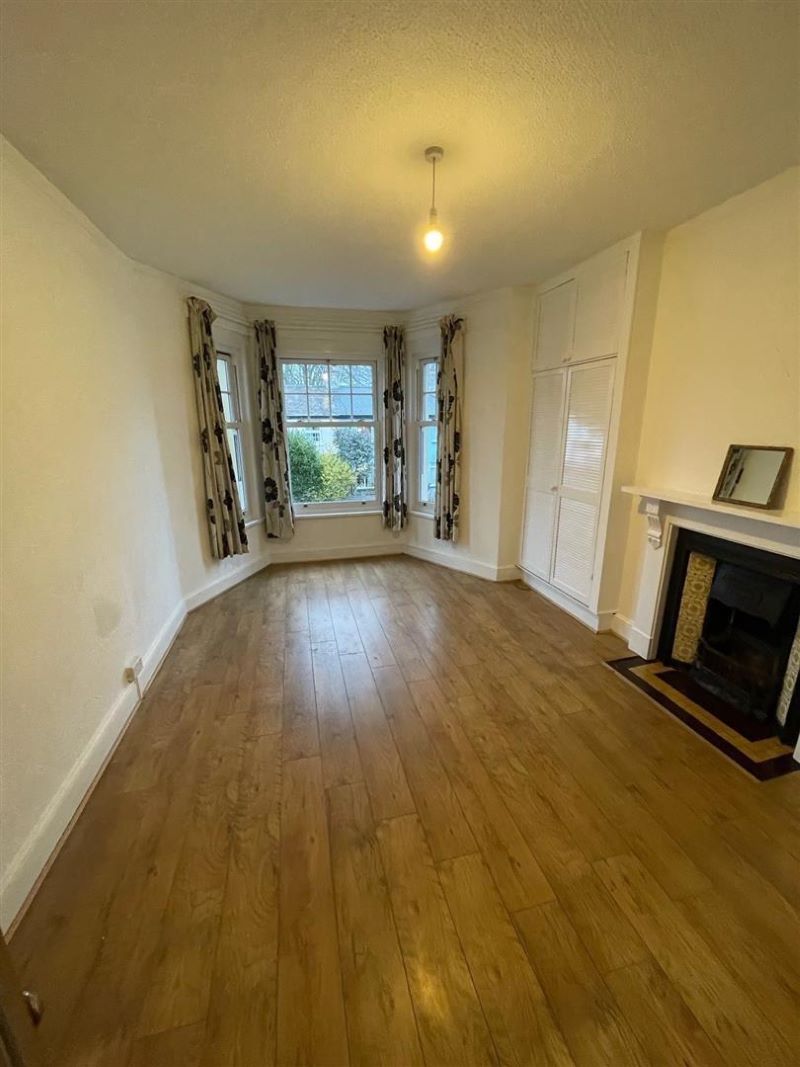 1 Queens Terrace, Totnes, Devon, TQ9 5JQ