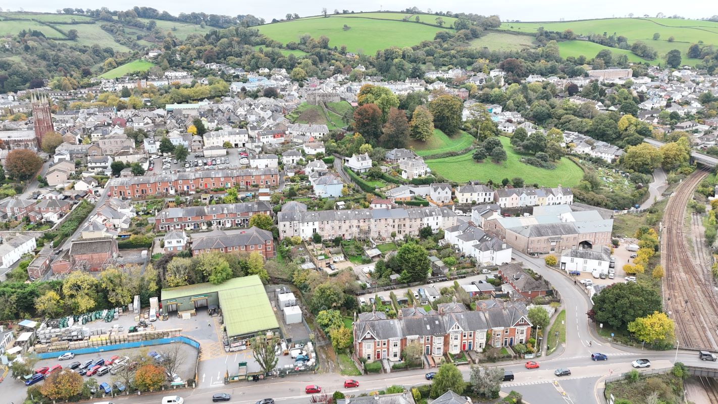 1 Queens Terrace, Totnes, Devon, TQ9 5JQ