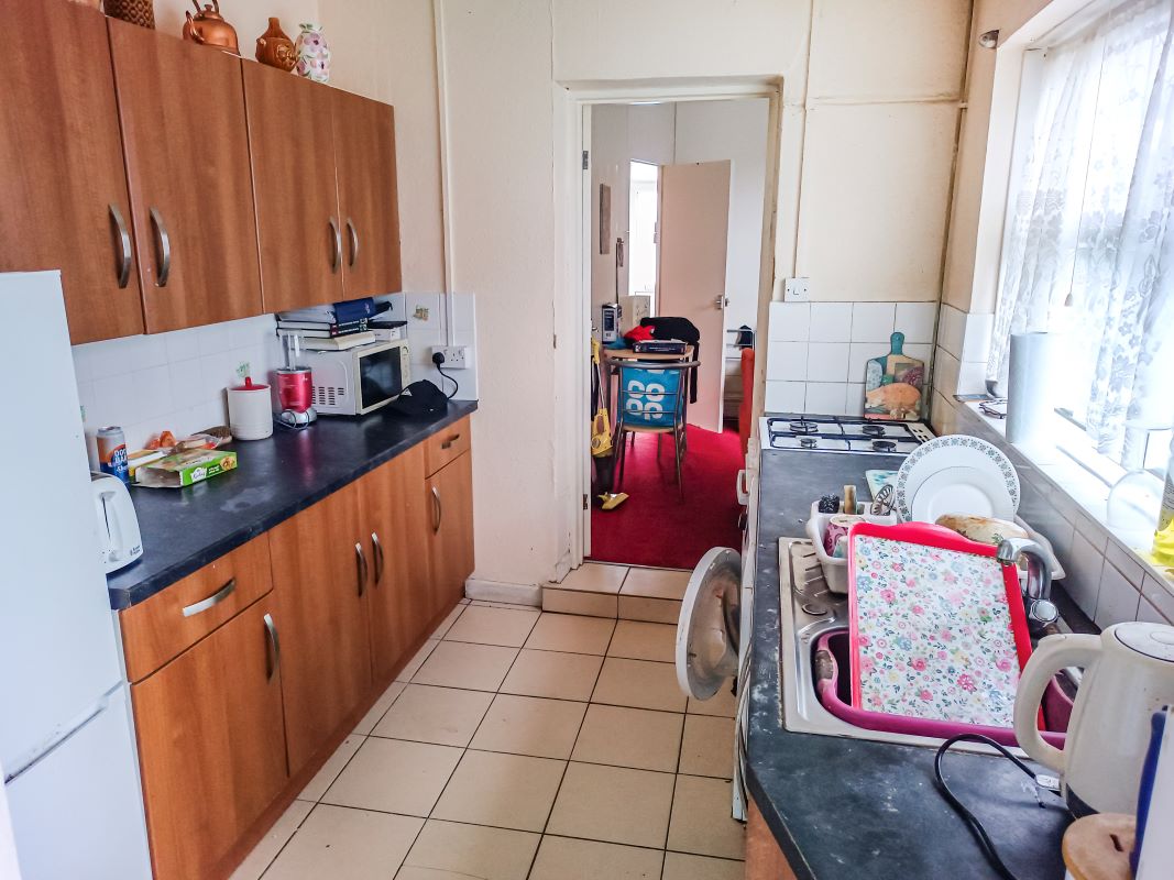 58 Minny Street, Cardiff, South Glamorgan, CF24 4ET