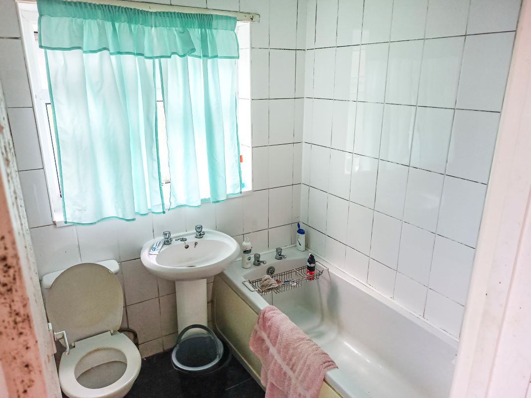 58 Minny Street, Cardiff, South Glamorgan, CF24 4ET