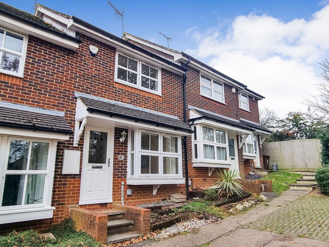 4 Poultney Close, Shenley, Radlett, Hertfordshire, WD7 9JH