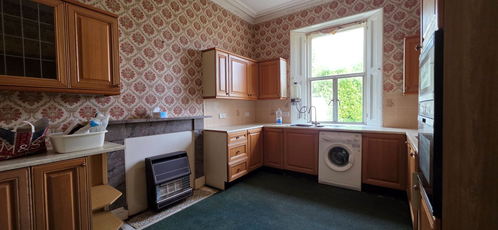 Flat 2 Glen Andred, Lincombe Drive, Torquay, Devon, TQ1 2LP