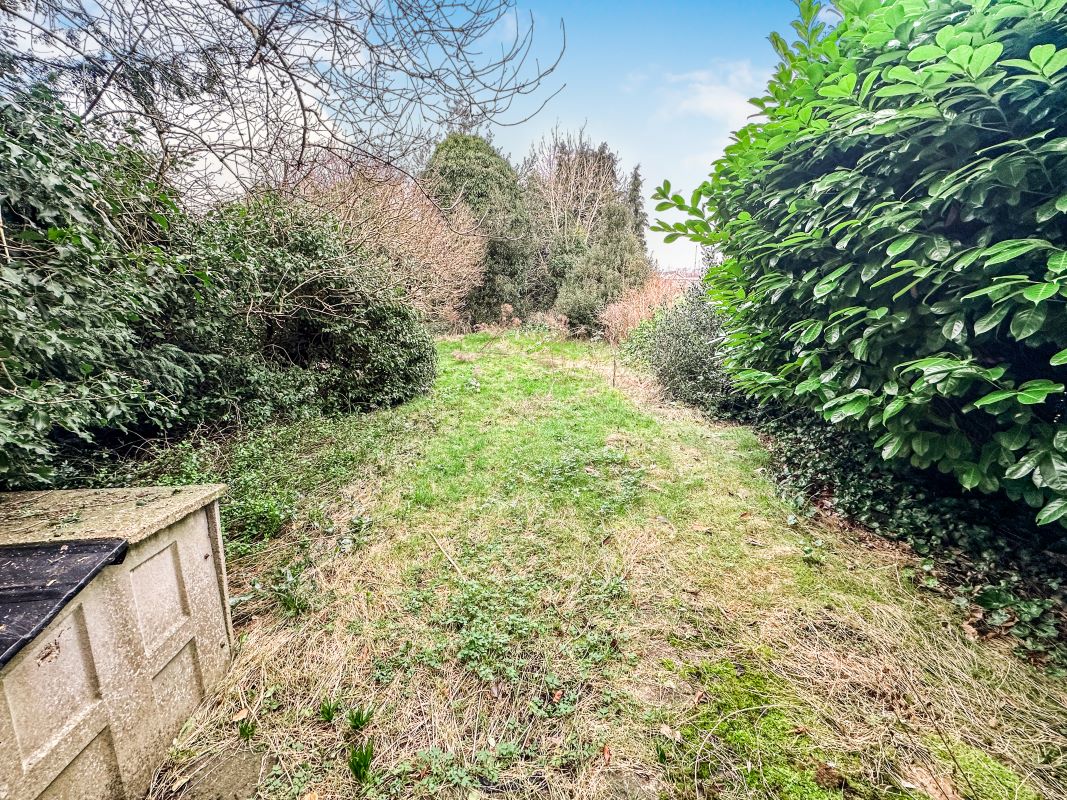 148 High Street, Clapham, Bedford, Bedfordshire, MK41 6BP