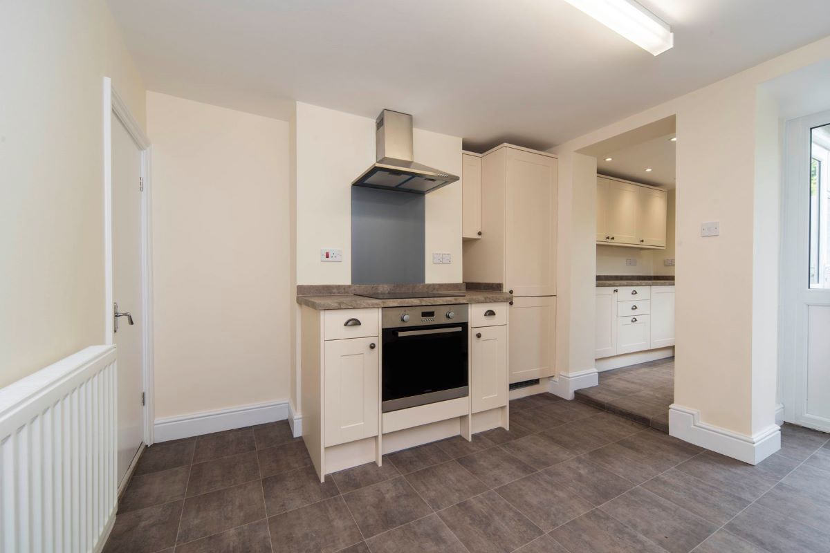 83 Woodside Road, Tonbridge, Kent, TN9 2PB