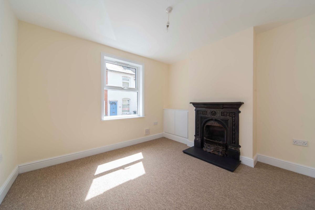 83 Woodside Road, Tonbridge, Kent, TN9 2PB