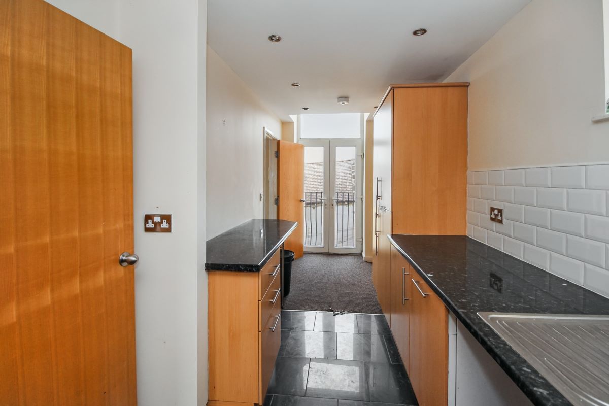 8 Browning Heights, Browning Avenue, Halifax, West Yorkshire, HX3 9BB