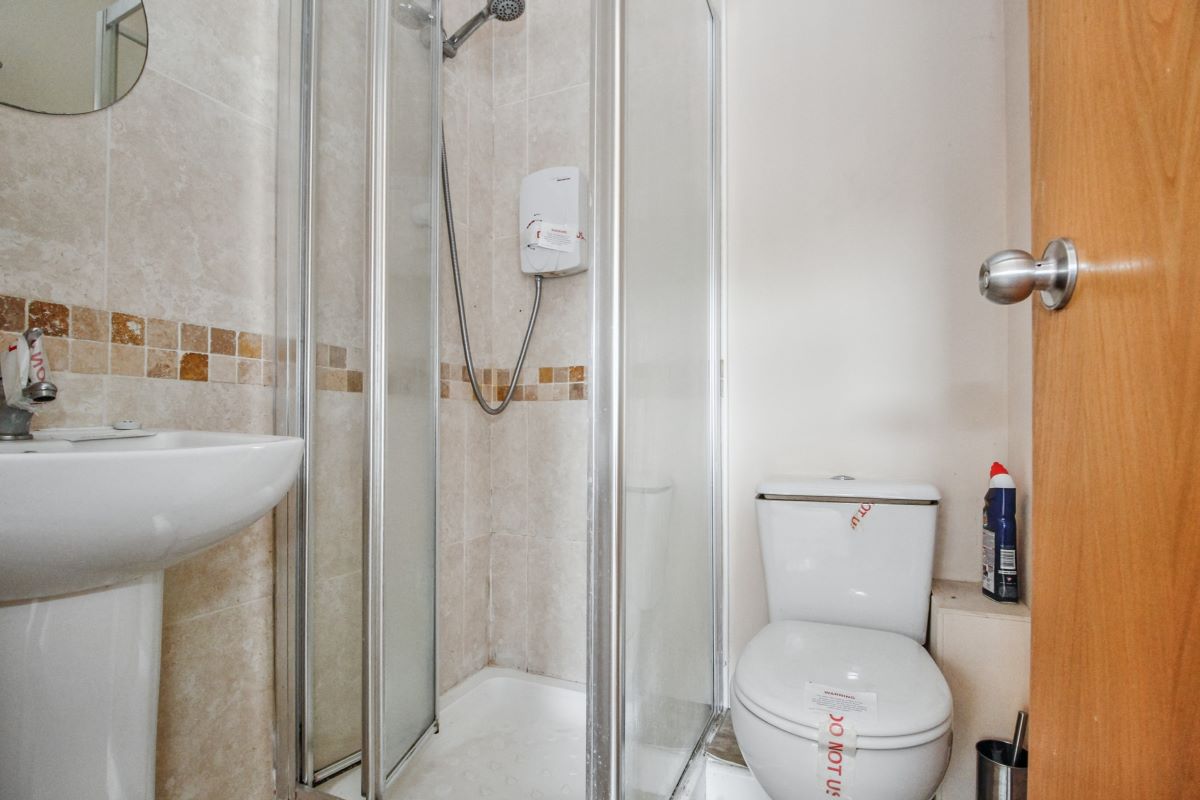 8 Browning Heights, Browning Avenue, Halifax, West Yorkshire, HX3 9BB