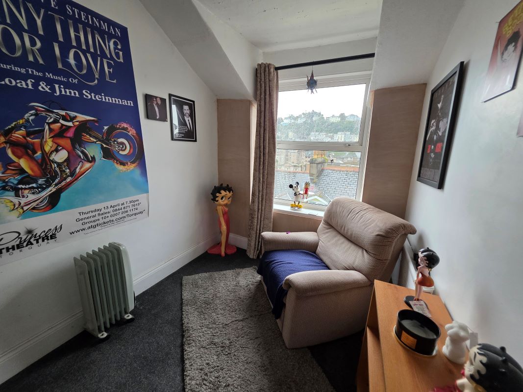 33 Queen Street, Torquay, Torbay, TQ1 1RQ