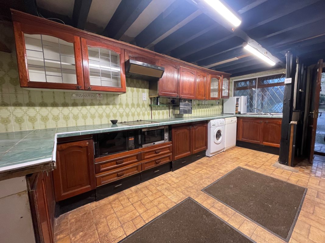 New Stone House, 4 The Tannery, Northleach, Cheltenham, Gloucestershire, GL54 3HT