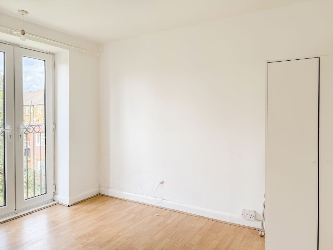 5 Boundary Close, Kingston upon Thames, Surrey, KT1 3PE