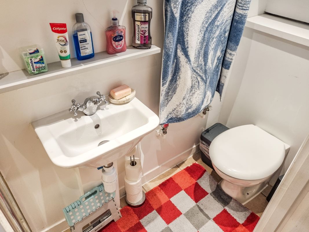 127B Queens Road, Watford, Hertfordshire, WD17 2QL