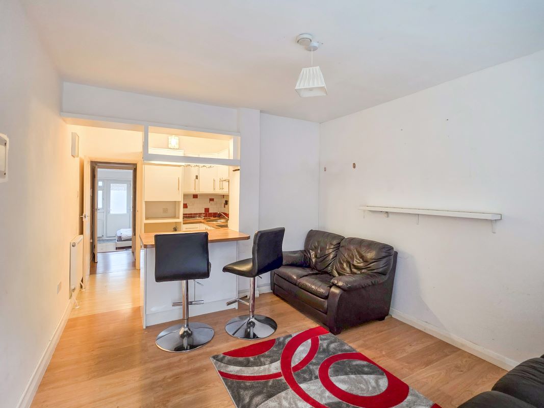 127B Queens Road, Watford, Hertfordshire, WD17 2QL