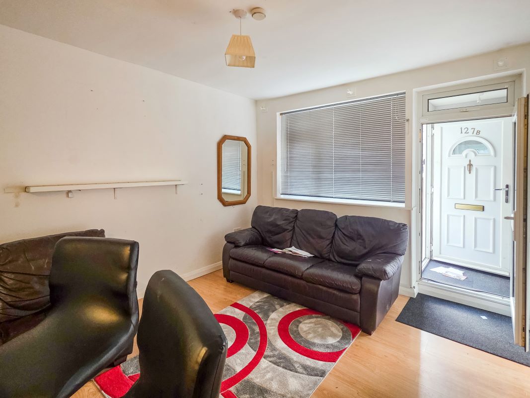 127B Queens Road, Watford, Hertfordshire, WD17 2QL