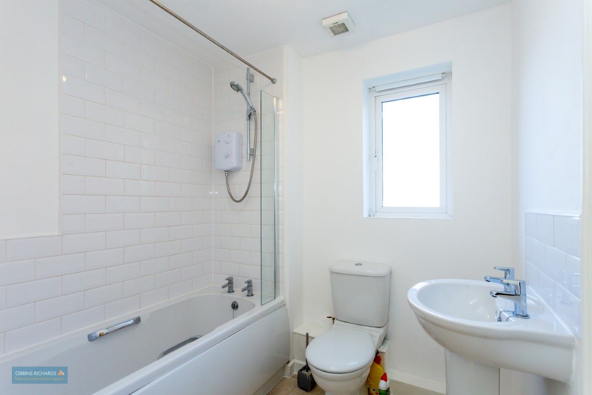 Apartment 2, 9 Manley Gardens, Bridgwater, Somerset, TA6 3EF