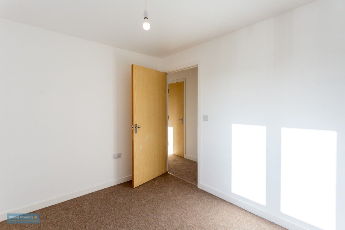 Apartment 2, 9 Manley Gardens, Bridgwater, Somerset, TA6 3EF