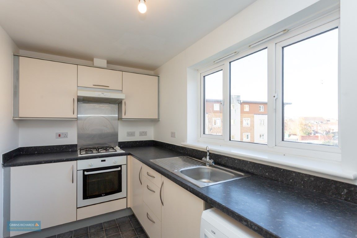 Apartment 2, 9 Manley Gardens, Bridgwater, Somerset, TA6 3EF
