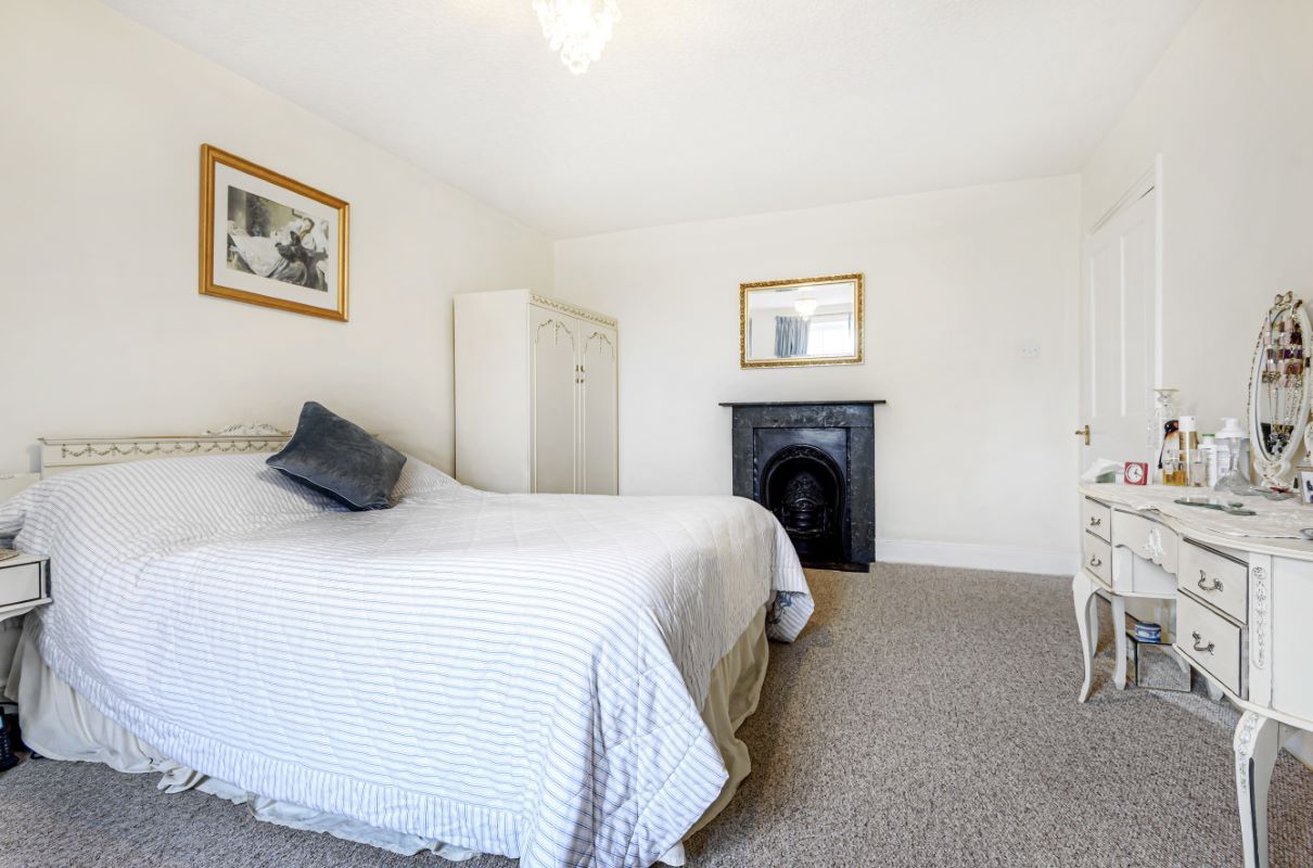 The Old Post Office, Thornhill Road, South Marston, Swindon, Wiltshire, SN3 4RY