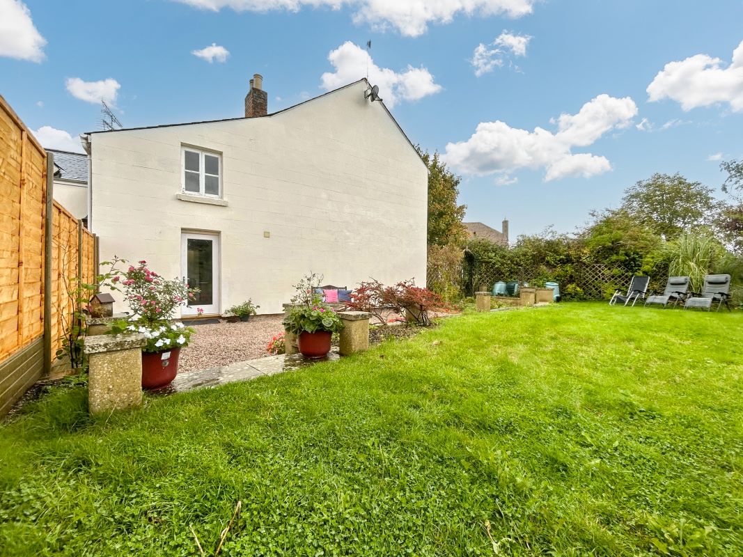 The Old Post Office, Thornhill Road, South Marston, Swindon, Wiltshire, SN3 4RY